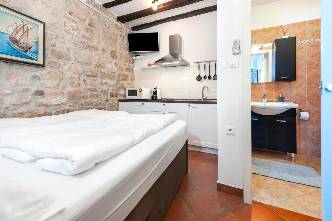 Volta L Apartment Rovinj Eksteriør billede