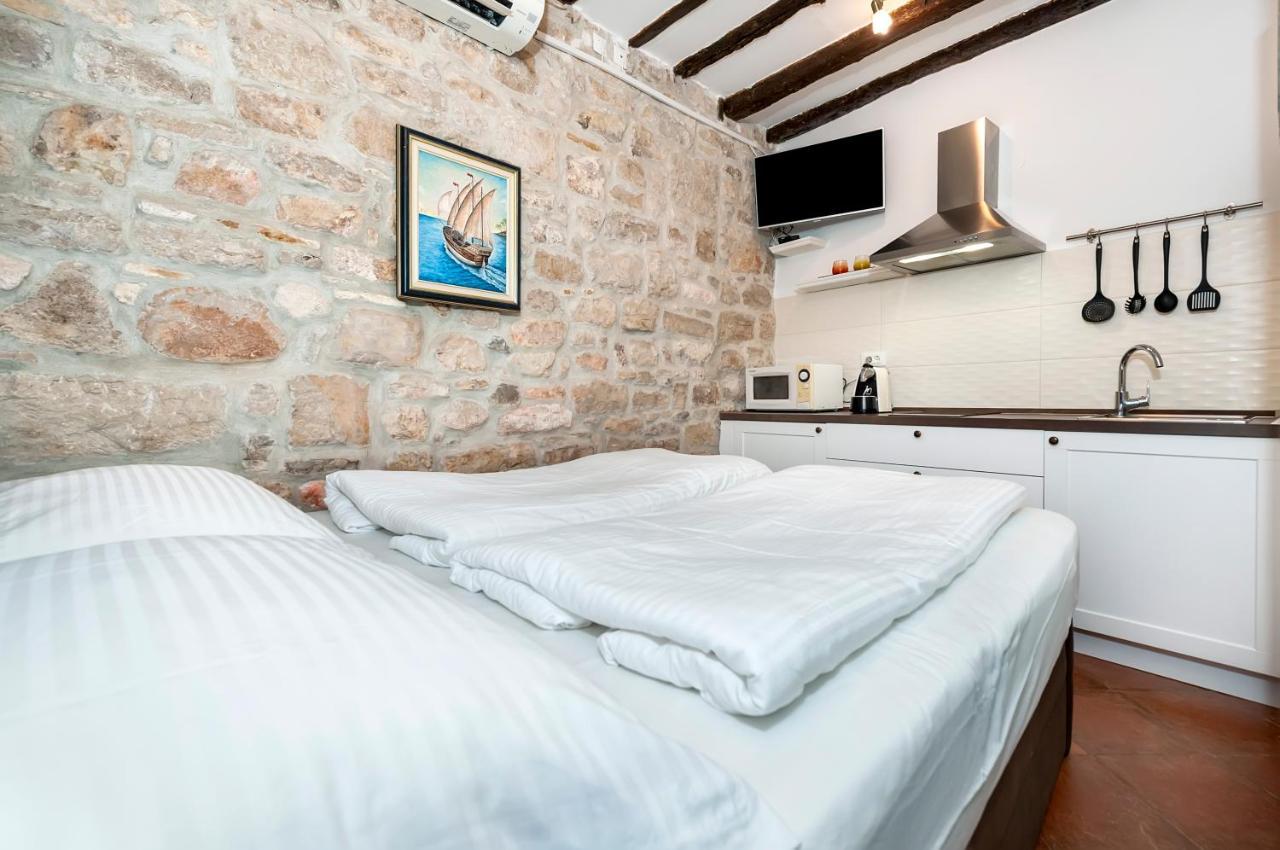 Volta L Apartment Rovinj Eksteriør billede